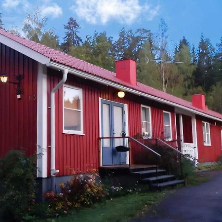 Klaraborg - Rum Och Koek I Borgvik エクステリア 写真