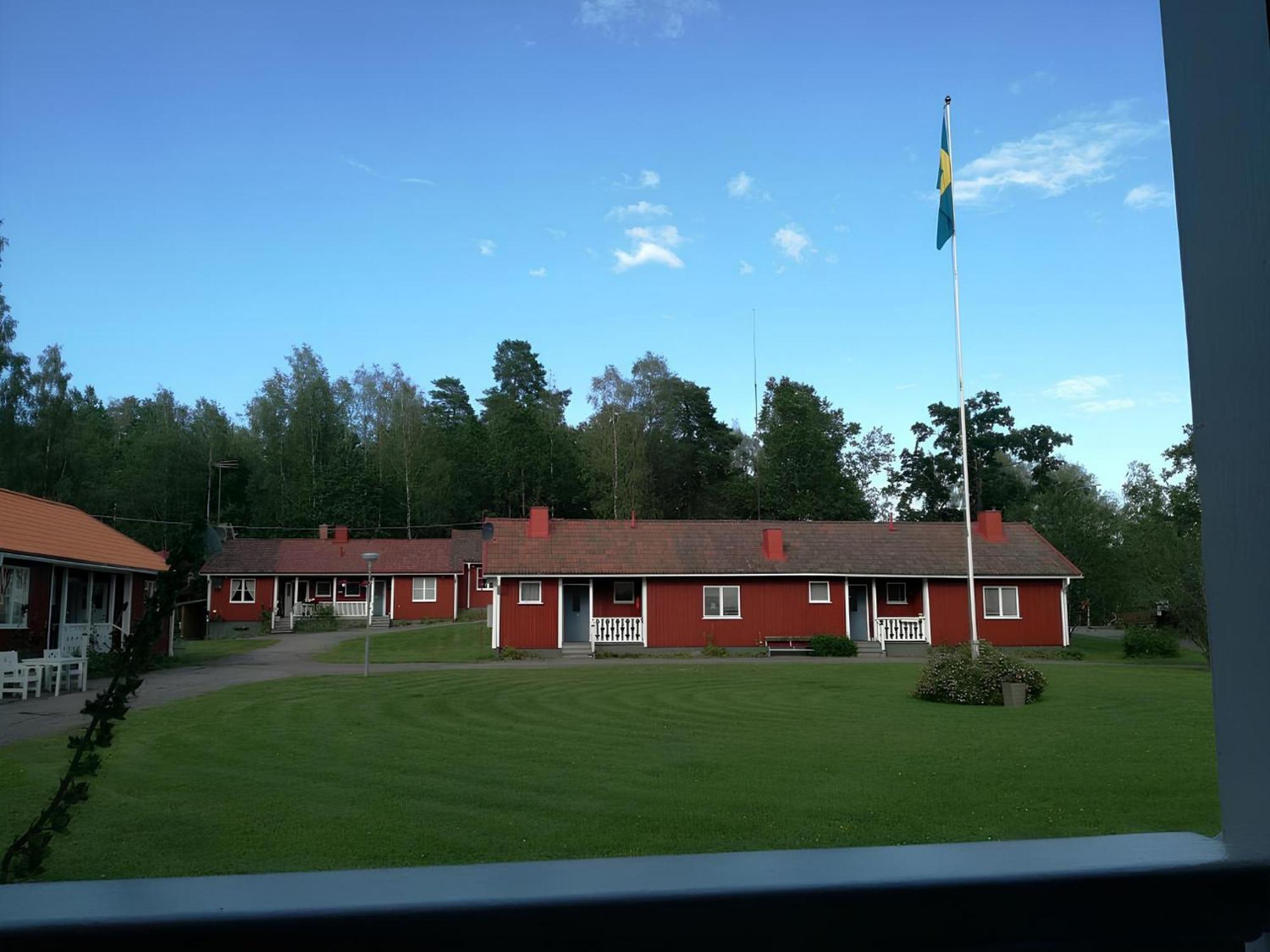 Klaraborg - Rum Och Koek I Borgvik エクステリア 写真